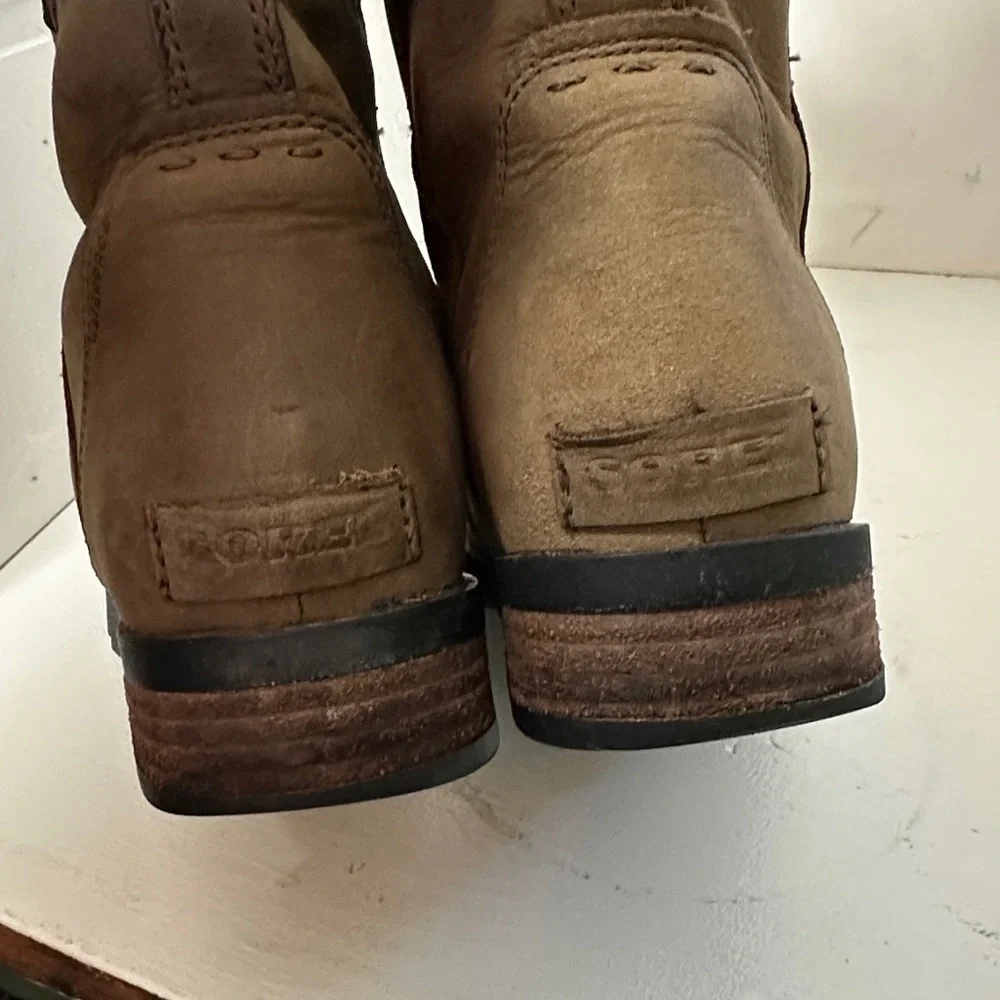 Sorel pull on suede boots chocolate brown